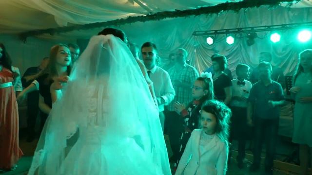 Гурт ГОП ЦА ЦА - весільні танці смотреть онлайн