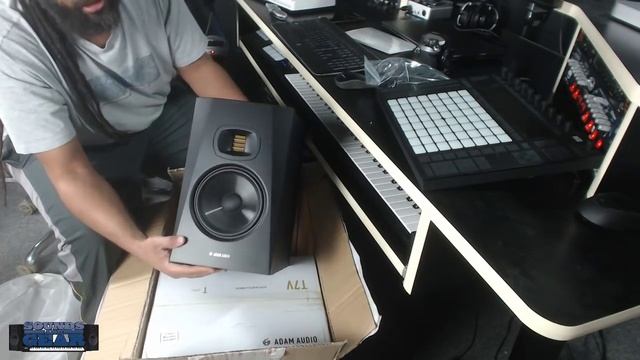 SoundsAndGear Live - Unboxing the new Adam Audio T7V Studio Monitors смотреть онлайн