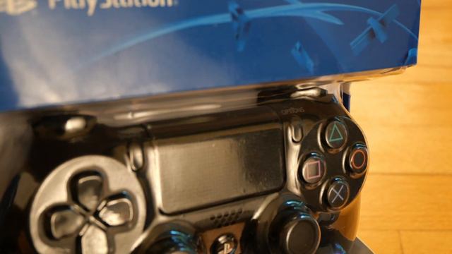 Original vs Fake | How to Spot Fake PS4 DualShock Controllers смотреть онлайн