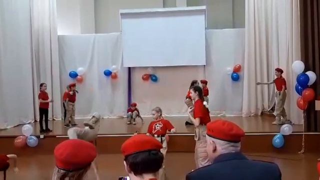 Танец Граница. МОАУ СОШ 11 г.Оренбурга смотреть онлайн