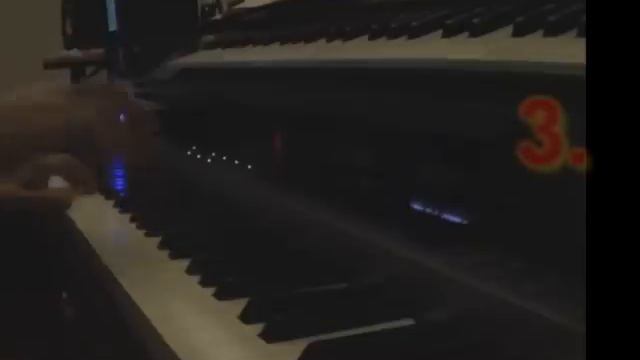 Old & New Digital Pianos - part 3 THE RHODES смотреть онлайн