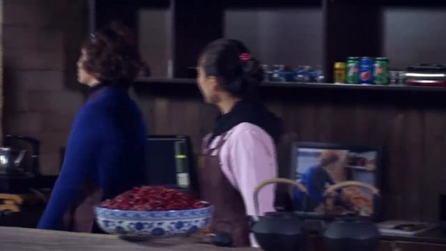 看看口痴的人怎么吵架~当你生活不如意什么事情都会遇到~~ смотреть онлайн