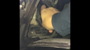 BMW F10  замена Ксеноновых Ламп D1S