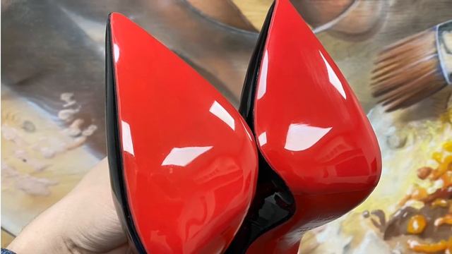 Профилактика для обуви Christian Louboutin смотреть онлайн