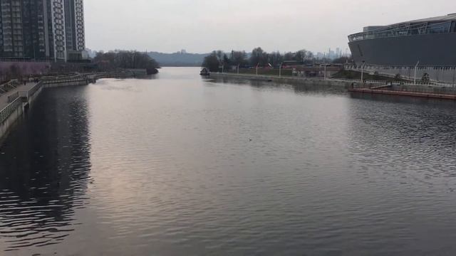 Киев 31 Марта 2022 г. Вечер 🏙 River Stone смотреть онлайн