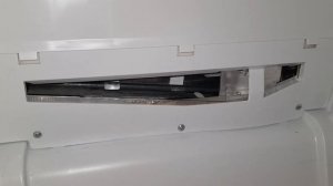 Холодильник "Атлант ХМ 4425-000 N " no frost в морозилке намерзает лед, из нее вытекает вода! Ремон