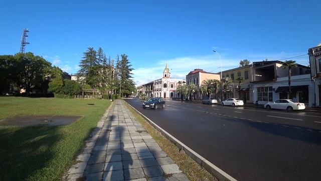 Обзор Гудауты. Все пляжи • набережные • парки • цены в кафе • и много полезной информации