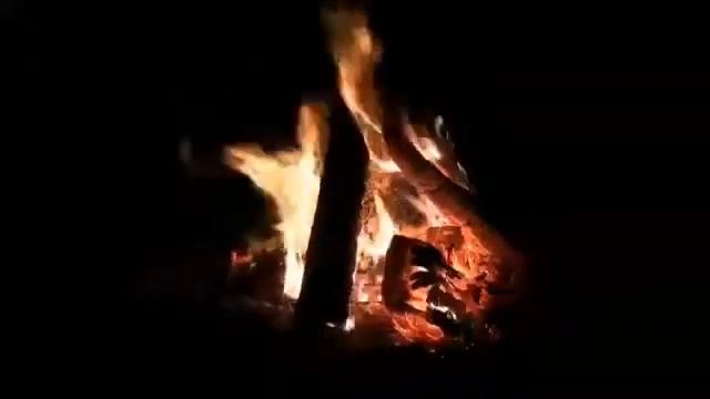 Relaxing sounds for sleep. Ночь на берегу озера в лесу. Костер , сверчки , ночные птицы. Для сна смотреть онлайн