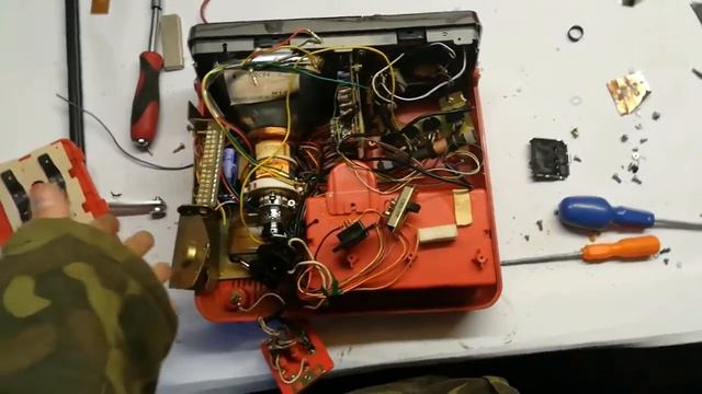 Содержание драгметаллов в импортном (Японском) мини телевизоре UNIVERSUM