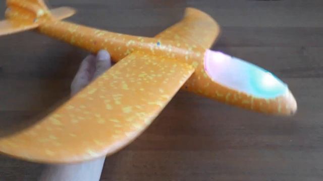 Самолет планер из пенопласта с Алиэкспресс Как собрать и запускать