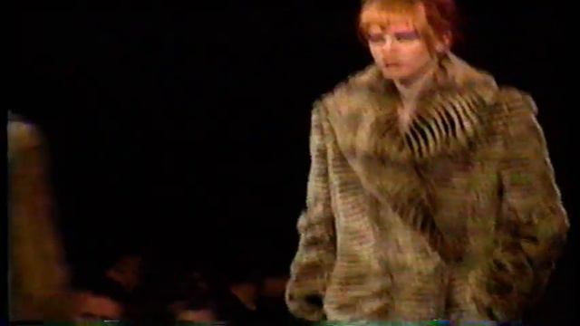 Martine Sitbon Fall 1997 смотреть онлайн
