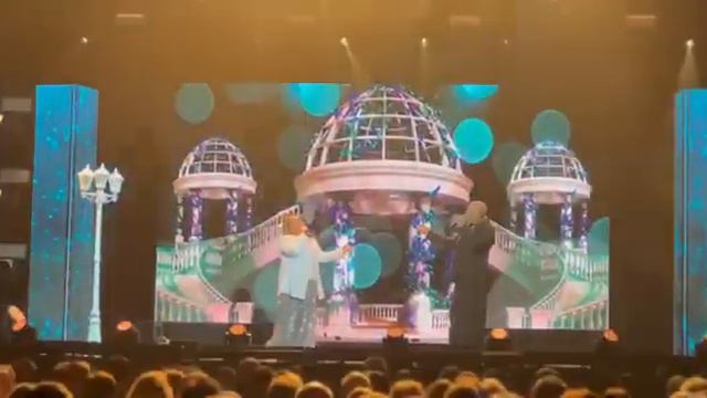 Гузалия и Артур Мингазов - Мин яраттым сине (Автор слов: Эльвира Ахметова, Музыка: Гузалия) смотреть онлайн