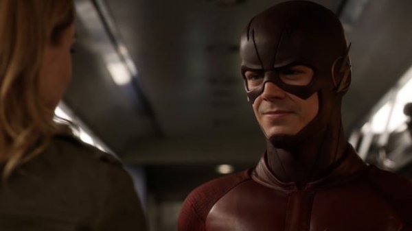 The Flash Season 2 Episode 11 - Reverse Flash Returns TOP 10 WTF and Easter Eggs