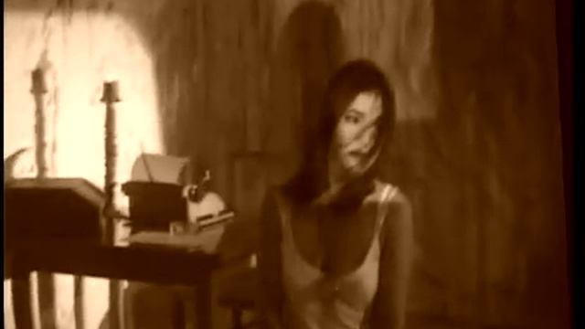 Nazan Öncel - Geceler Kara Tren смотреть онлайн