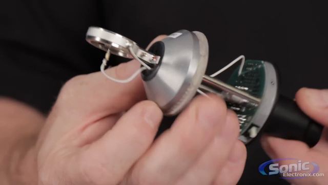 How a Condenser Microphone Works | Mics Explained - Part 2 of 2 смотреть онлайн
