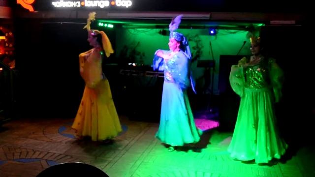 Уйгурский танец, узбекский танец ансамбль "Бахор". смотреть онлайн