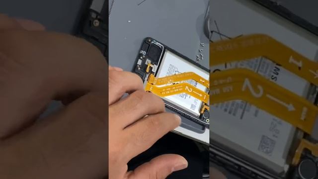 Быстрая замена микрофона, за 2 минуты | Samsung A30 | Samsung A50 смотреть онлайн