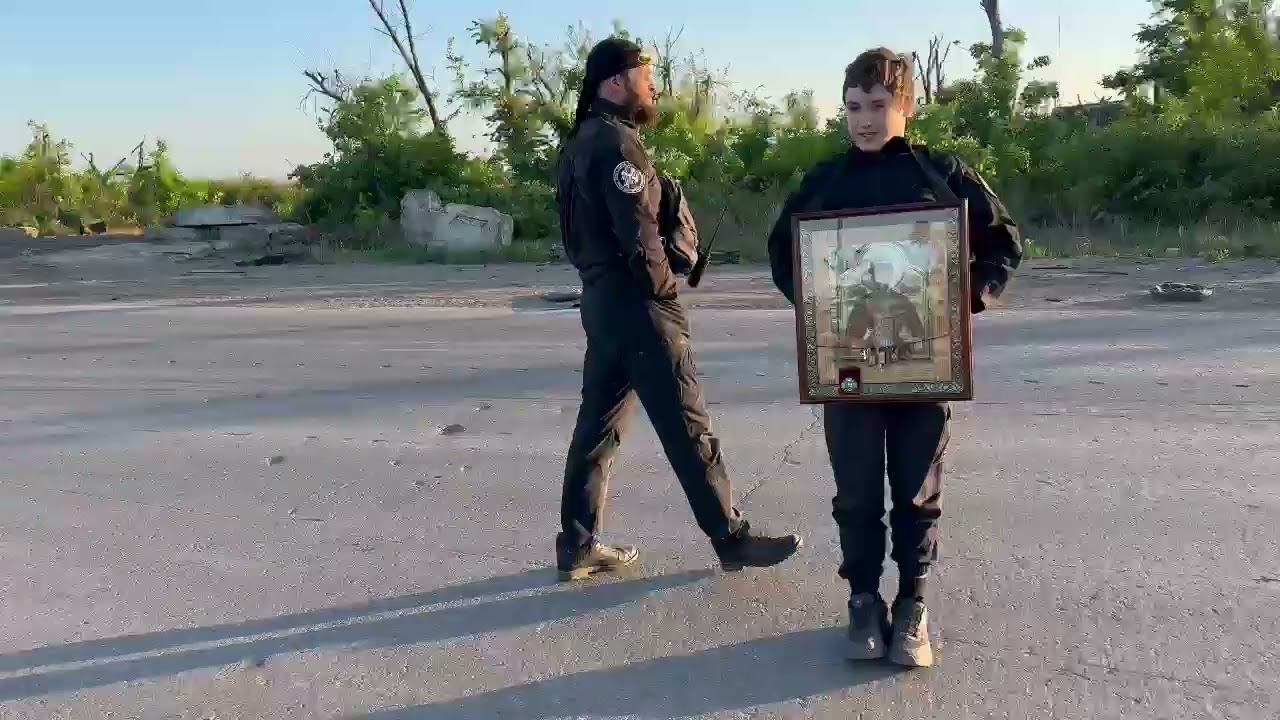 БАХМУТ. УНИЧТОЖЕННЫЙ БЛОК ПОСТ/ ЕСЛИ БОГ ЗА НАС КТО ПРОТИВ НАС!/ СЕРГИЙ АЛИЕВ/ РЕПОСТ смотреть онлайн