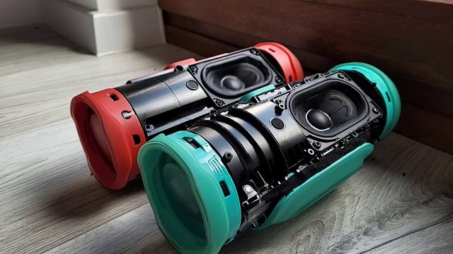 JBL CHARGE 4 TL VS JBL CHARGE 4 GG BASS TEST смотреть онлайн