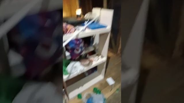 Да будет свет, сказал монтёр... и перерезал провода. Провел свет в гараж. смотреть онлайн