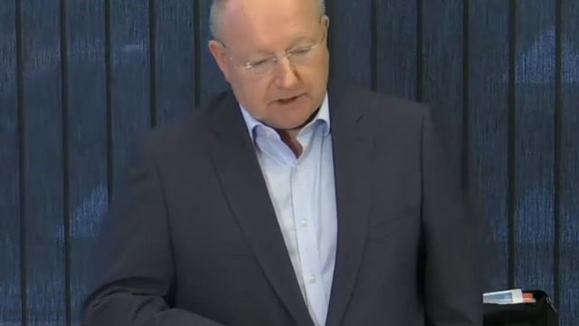 Styreleder i Født fri, Jan Sverre Asker, anklager varsler - driver konkurrerende organisasjon смотреть онлайн
