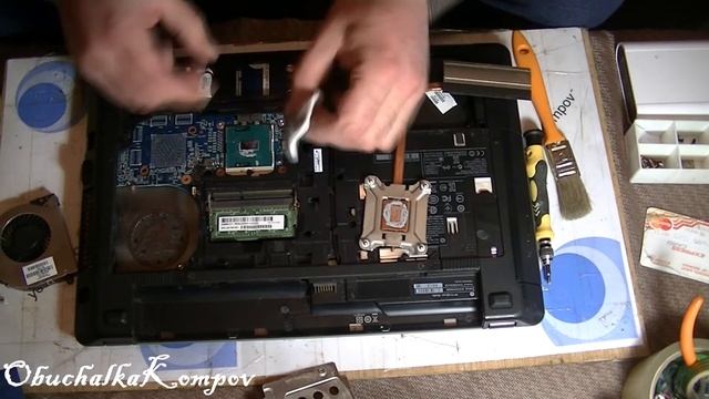 HP Probook 4540S. Разборка, Чистка и Замена Термопасты смотреть онлайн