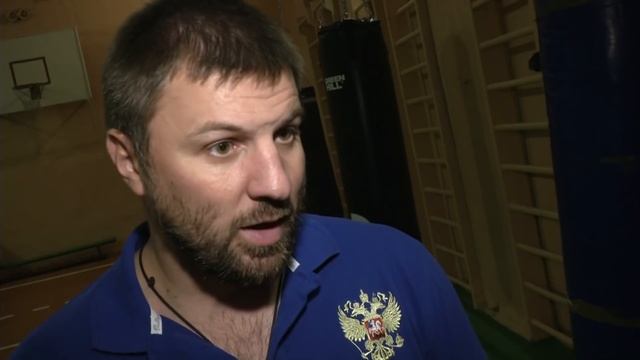 «Мужчина должен быть сильным и смелым!» смотреть онлайн