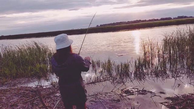 FISHING AT LANGRUTH LAKE|MANITOBA, CANADA смотреть онлайн