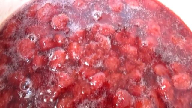 Идеальное Клубничное Варенье рецепт. Секреты приготовления. Варенье из клубники на зиму смотреть онлайн