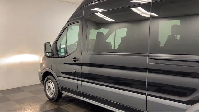 2018 Ford Transit-350 XLT 3D High Roof Wagon смотреть онлайн