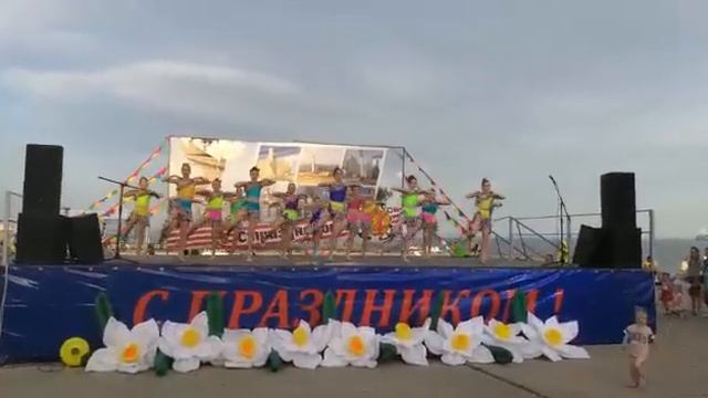Танцклуб ФЕНИКС— Пляж смотреть онлайн