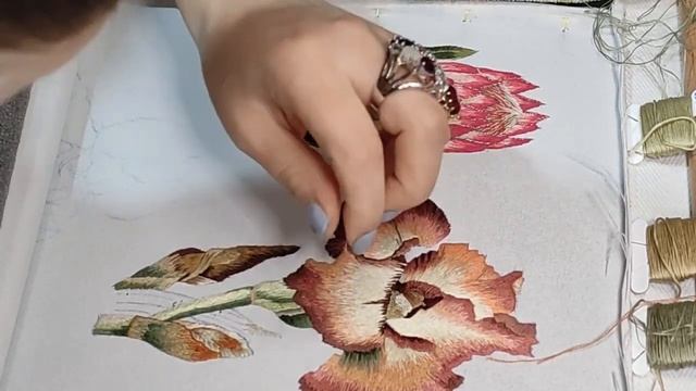 Цветок ирис гладью. Третья часть./The iris flower is smooth. The third part. смотреть онлайн