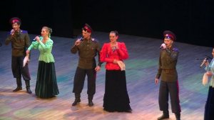 Едут, едут по Берлину наши казаки...