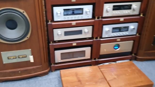 8/10 Hàng Vip về. Tannoy Canterbury 15. Accuphay E-650. Luxman L-505UXMKII. Luxman DU-10. смотреть онлайн