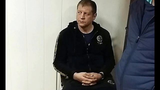 АЛЕКСАНДР ЕМЕЛЬЯНЕНКО О СВОЕМ ПЬЯНСТВЕ! смотреть онлайн