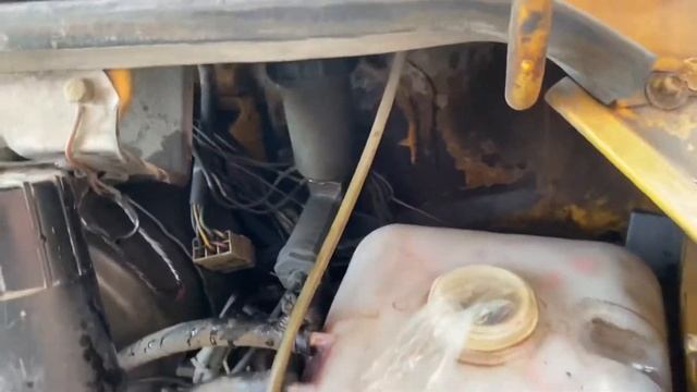 Давит антифриз из расширительного бочка в чем проблема Газель 406 двигатель смотреть онлайн