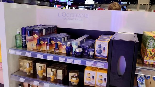 Парфюмы в Duty Free Шереметьево#тестеровнет#ценапарфюм#аэропорт#dutyfree#notfosale#Sheremetyevo смотреть онлайн