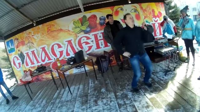 Праздник "Широкая масленница" в селе Воскресенское Саратовской области смотреть онлайн