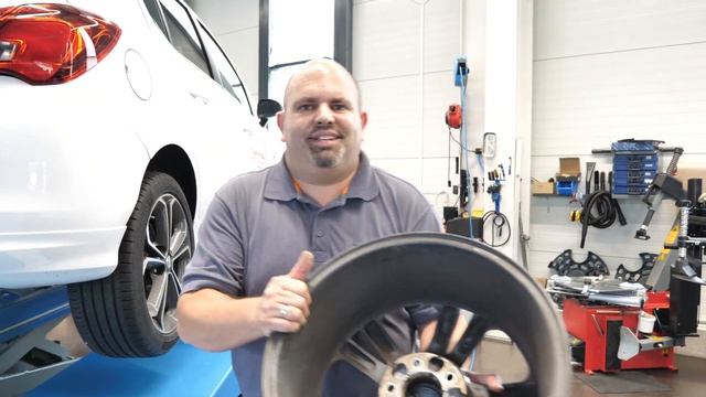 PROTRACK One // für den Opel Corsa E 1.4 T // Christen & Denoth Automobile смотреть онлайн