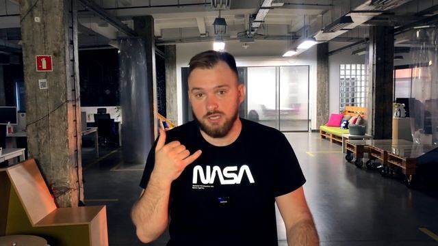 Универсальная фирма в Польше смотреть онлайн