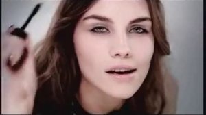 Реклама Max Factor: Я - тушь False Lash Effect