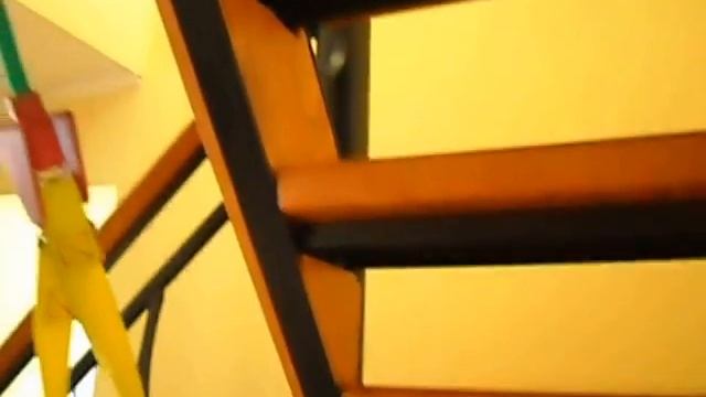 лестница на второй этаж в частном доме бюджетная смотреть онлайн