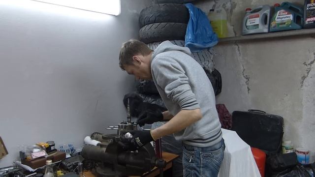 [18+]Про уфимских мото барыг. смотреть онлайн