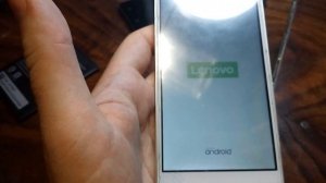 Циклическая перезагрузка телефона.