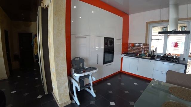 Купить дом в Анапе, рядом с морем. ШИКАРНЫЙ ДОМ С ДИЗАЙНЕРСКИМ РЕМОНТОМ!!! смотреть онлайн