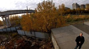 БАНДИТ ИЗ 90-ЫХ ВЫЗВАЛ ПОЛИЦИЮ ИЗ-ЗА ПАРКУРА НА ГАРАЖАХ