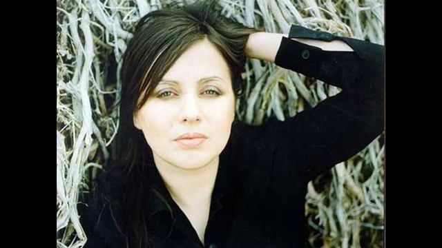 Killing me softly - Edyta Bartosiewicz смотреть онлайн