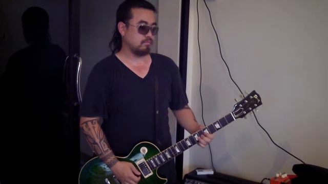 Gibson Les Paul R9 Custom смотреть онлайн