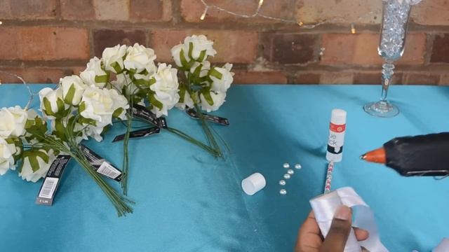 DIY Bridal Bouquet: How to create your own bridal wedding flowers bouquet using foam flowers. смотреть онлайн