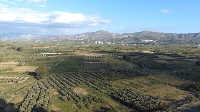 La plaine du Messara vue du site de Phaestos смотреть онлайн